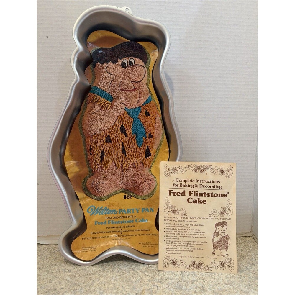 Wilton Fred Flintstone Vintage 1975 Cake Pan With Instructions 502-186